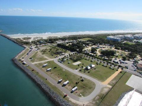 This Year-Round Campground In Florida Is One Of America's Coolest Sightseeing Spots