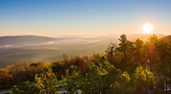 Fall Is The Perfect Time To Visit This Historic Mountain Town In Oklahoma