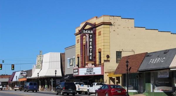 The Heart And Soul Of Alabama Is The Small Towns And These 7 Have The Best Downtown Areas
