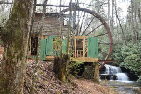 A Hike To This Old Mill In South Carolina Is Like Stepping Back In Time