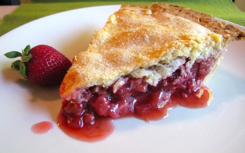 Choose From More Than 32 Flavors Of Scrumptious Pie When You Visit A Pie Stop In Alaska