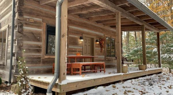 You’ll Find A Luxury Glamping Experience At Antler Log Cabins In Indiana – It’s Ideal For Winter Snuggles And Relaxation
