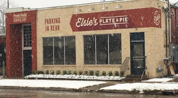 Choose From More Than 15 Flavors Of Scrumptious Pie When You Visit Elsie’s Plate And Pie In Louisiana