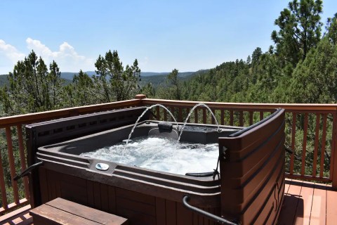 This Treehouse Rental In New Mexico Comes With Its Own Sky High Hot Tub