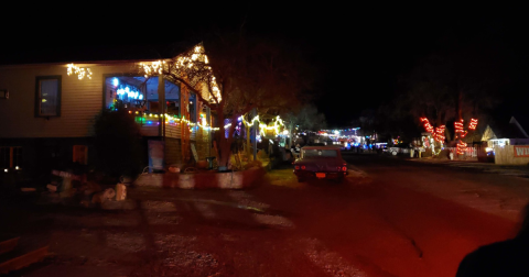 An Airline Used To Re-Route Flights Over This New Mexico Christmas Town To See Its Incredible Light Display