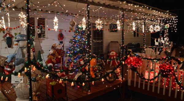 Take A Look At One Of The Most Festive Front Yards In All Of West Virginia
