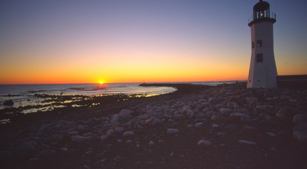 Watch The Sunrise At Old Scituate Lighthouse, A Unique Historic Site In Massachusetts