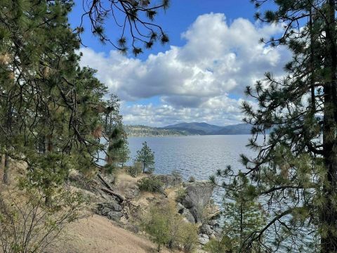 Take An Easy Loop Trail Past Some Of The Prettiest Scenery In Idaho On Tubbs Hill