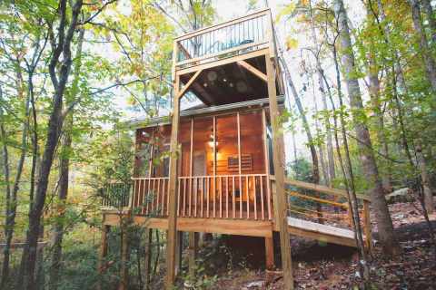 This Treehouse Airbnb In Kentucky Comes With Its Own Stargazing Deck