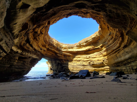 This Secluded Open-Ceiling Sea Cave In Southern California Is So Worthy Of An Adventure