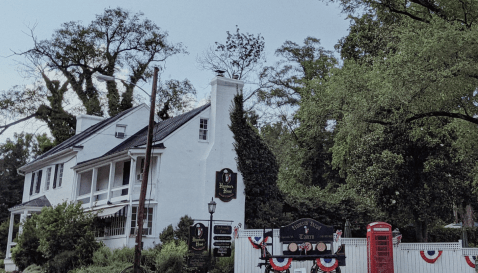 Hunter's Head Tavern In Virginia Is Off The Beaten Path But So Worth The Journey
