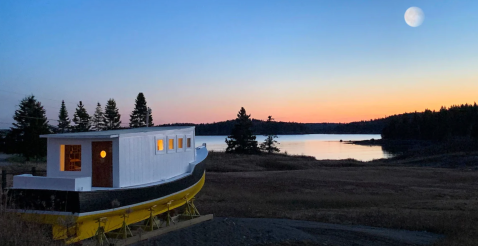This Coastal Cottage Rental In Maine Comes With A Lobster Boat Lounge