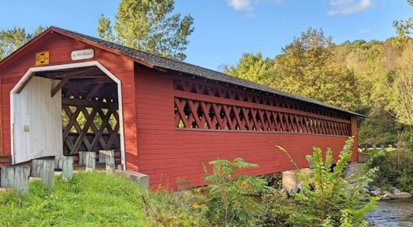 Spend The Day Exploring These Covered Bridges In Vermont