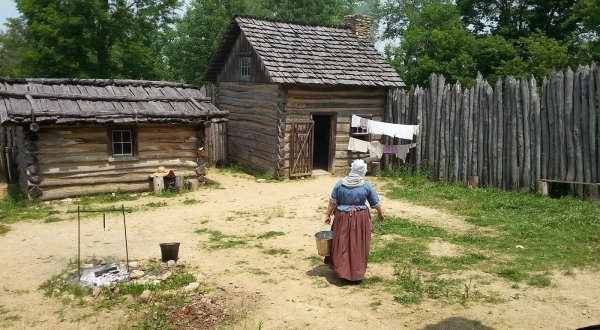 Step Into The 1800s With A Visit To Apple River Fort State Historic Site In Illinois