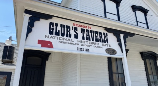 Experience Over 200 Years Of History When You Visit The Old-School Glur’s Tavern In Nebraska