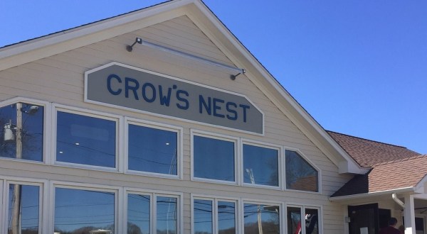 The Crows Nest Restaurant In Rhode Island Is Off The Beaten Path But So Worth The Journey