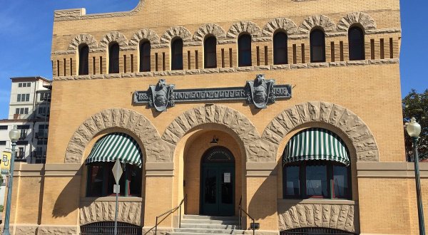 There’s A Dr Pepper Museum With Over 100,000 Artifacts In The Texas Town Where The Soda Was Invented