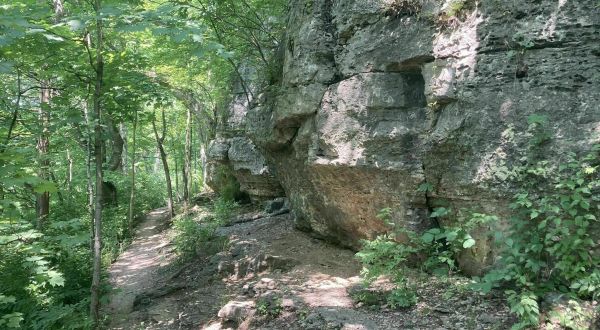 The Limestone Hill Trail Will Show You A Completely New Side Of Missouri