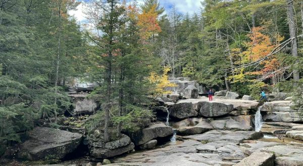 The One-Of-A-Kind Trail In New Hampshire With Waterfalls And Natural Baths Is Quite The Hike