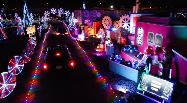 The Larger-Than-Life Arizona Lights In The Night Drive-Thru Is Returning To Mesa This Winter