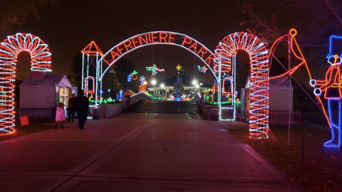 The Winter Village Near New Orleans That Will Enchant You Beyond Words