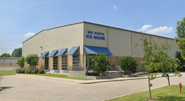 With 17,000 Square Feet, Mississippi’s Largest Ice Skating Rink Offers Plenty Of Space For Everyone