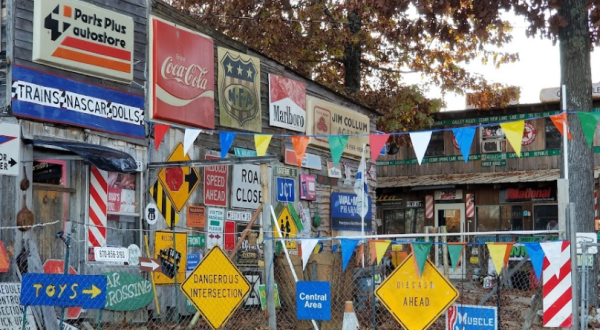 There’s An Arkansas Shop Solely Dedicated To Junk And You Have To Visit