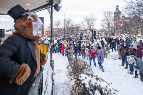The One Annual Winter Festival In Illinois Every Illinoisan Should Bundle Up For At Least Once