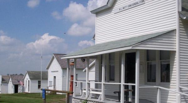 Step Back In Time To Iowa’s Pioneer Days At This Historic Village Museum