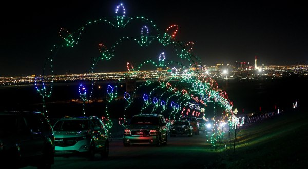 The Glittering Lights Drive-Thru Experience Has Returned To Nevada This Winter