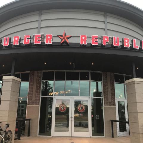 Burger Republic In Tennessee Has Over 10 Different Burgers To Choose From