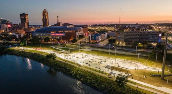 The Nation’s Largest Skatepark Is Right Here In Iowa On The Des Moines River