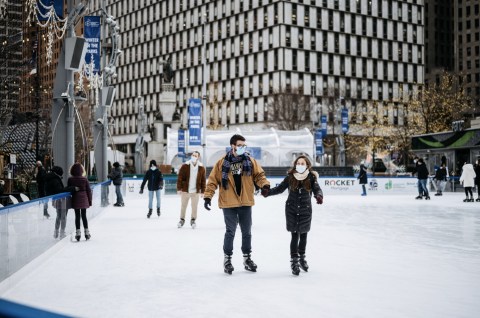 7 Winter Attractions For The Family In Detroit That Don’t Involve Long Lines At The Mall