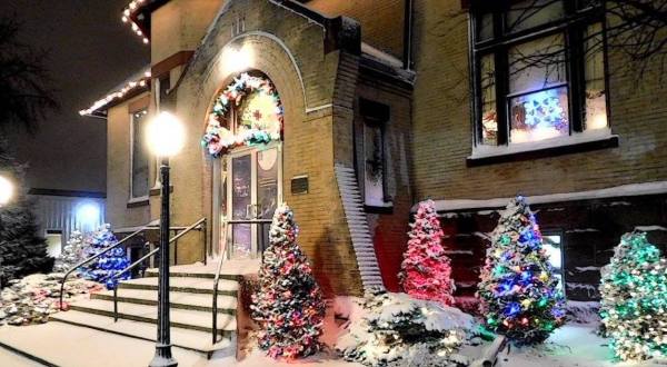 The Magical Christmas Elf Village, Santa’s Castle, In Iowa Where Everyone Is A Kid Again