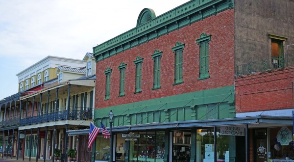 The Oldest General Store In Louisiana Has Two Floors Of Treasures