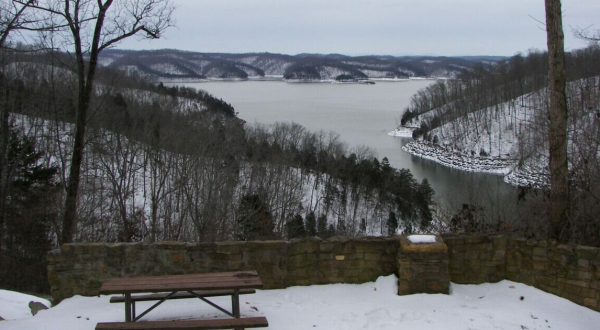 This Kentucky Park Makes For An Amazing And Affordable Winter Staycation