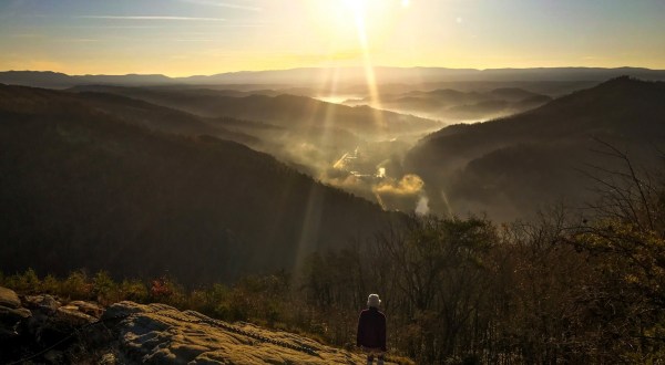 Bundle Up And Grab Your Boots For These 7 Magical Wintertime Hikes In Kentucky