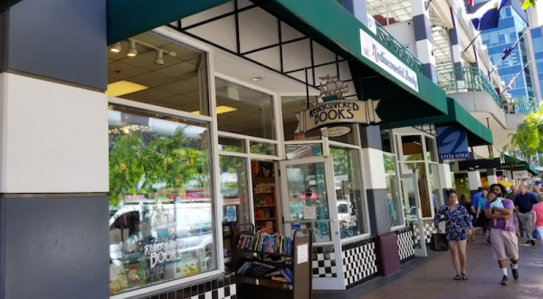 This Large Independent Bookstore In Idaho Has Thousands Of Books