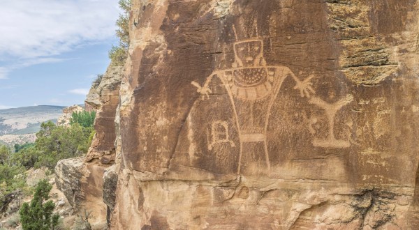 Follow This Mile-Long Trail In Utah To See Native American Artwork
