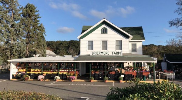 Choose From More Than 25 Flavors Of Scrumptious Pie When You Visit Briermere Farms In New York
