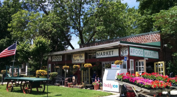 Take This Road Trip To The Most Charming Route 66 Towns In Kansas
