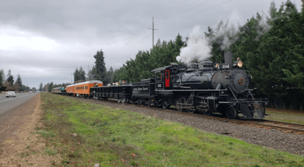 Ride Through Oregon’s Wintery Landscape While Enjoying Brunch On The Santiam Excursion Trains