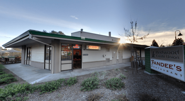 Fandee’s Is An Unassuming Spot In Northern California That Doesn’t Look Like Much, But The Food Is Unforgettable