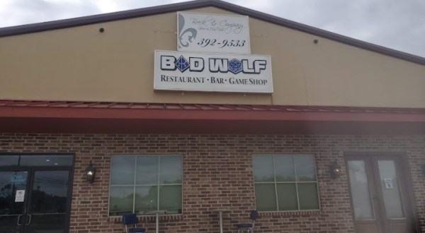 Eat Good Food While You Play Board Games And More At Bad Wolf In Louisiana
