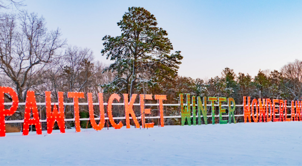 Pawtucket Winter Wonderland Is A Christmas Walk In Rhode Island That Will Positively Enchant You