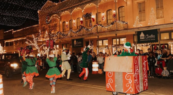 The Canton Christmas Festival In Mississippi That’s Straight Out Of A Hallmark Christmas Movie