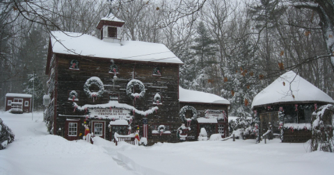 There Is An Entire Christmas Barn In Massachusetts And It's Absolutely Delightful