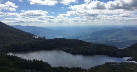 Lakes of the Clouds Is One Of New Hampshire's Only Alpine Lakes, And It’s Worth A Stop