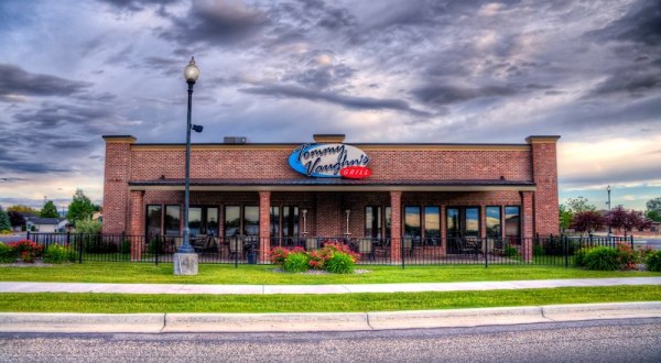 This Delicious Restaurant In Idaho Has Multiple Seating Options And An Unforgettable Menu