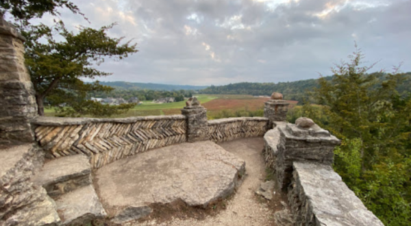 Take A Hidden Staircase To An Iowa Overlook That’s Like The Balcony Of An Old Stone Castle